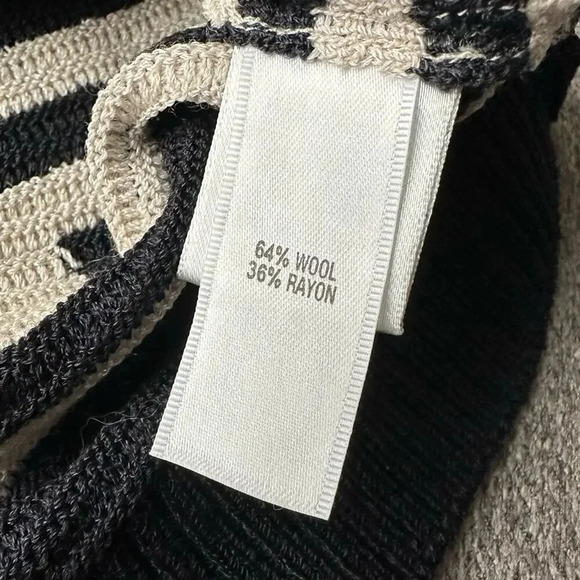 St. John Wool Blend Tank Small Petite - Picture 7 of 7